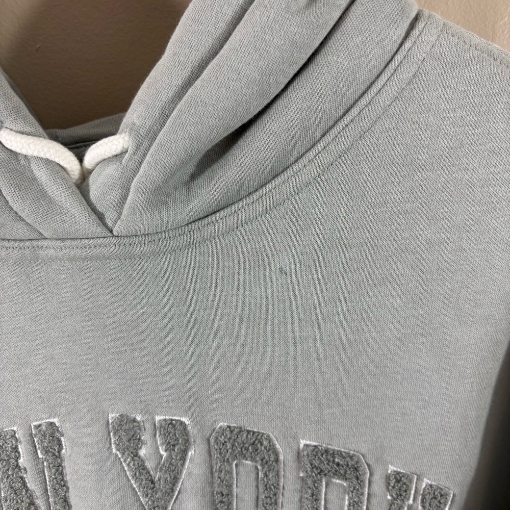 H&M “New York” Light Green Hoodie – Women’s Size M - Picture 9 of 9